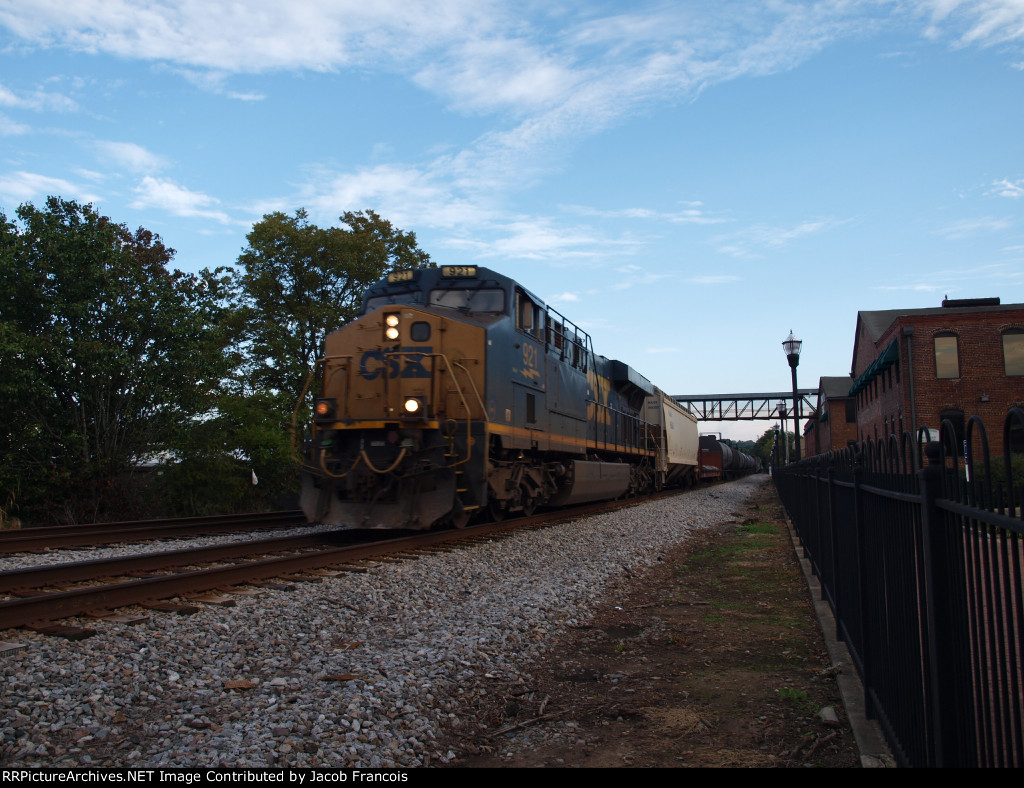 CSX 921